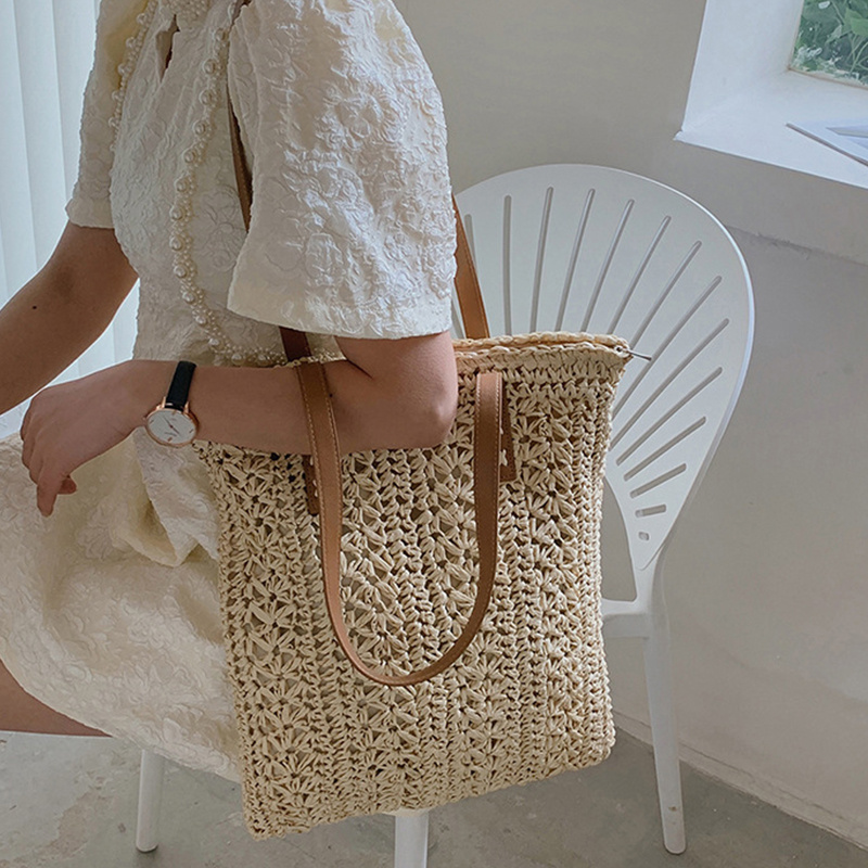 Square Hollow Straw Beach Bag  - Women'S Raffia Bags recension och pris