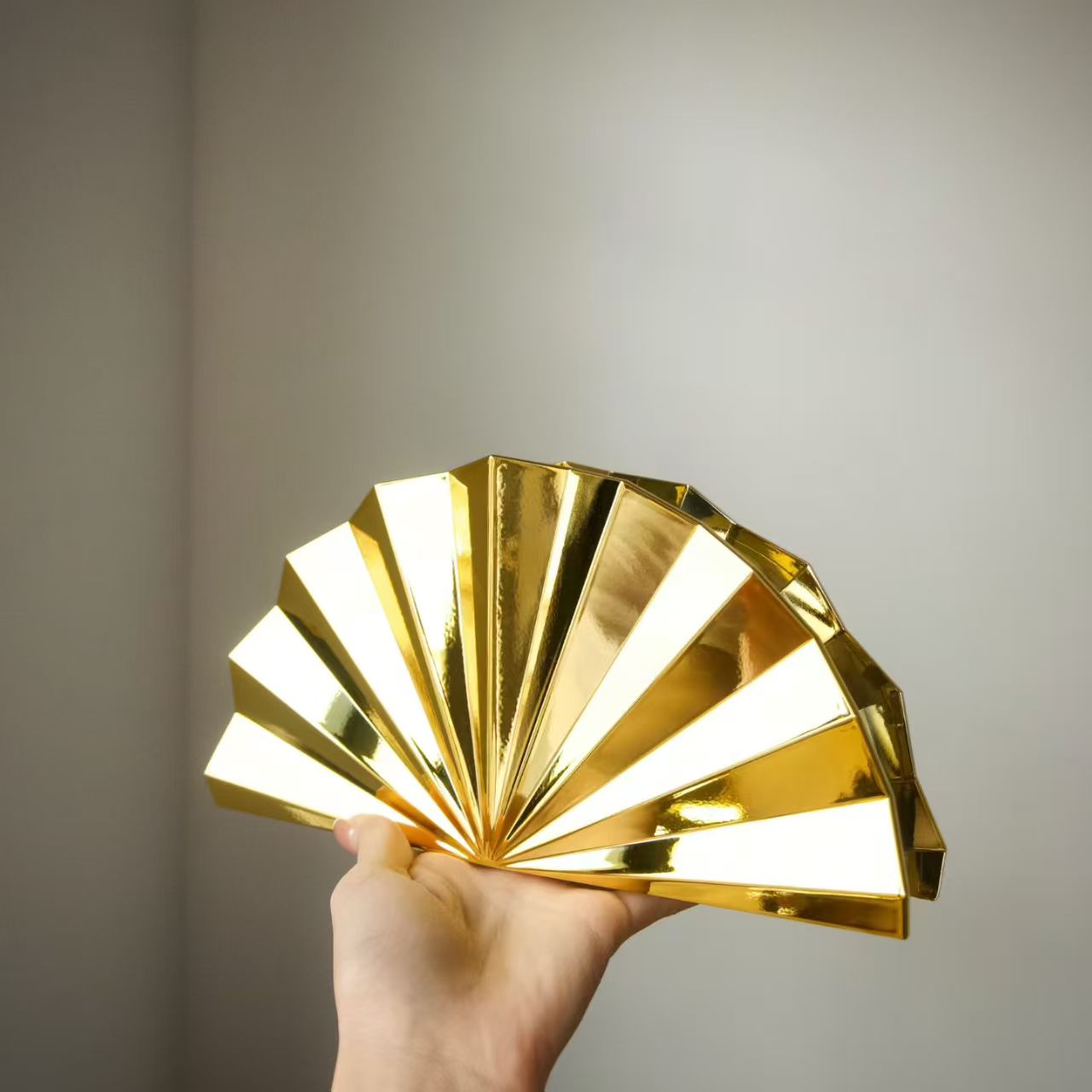 Creative Moon Shape Gold Purse - Women Handheld Bags recension och pris