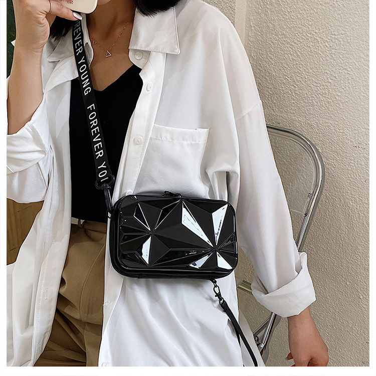 New 7 Inch  PC Lage Small Squa - Women'S Elle Bags recension och pris
